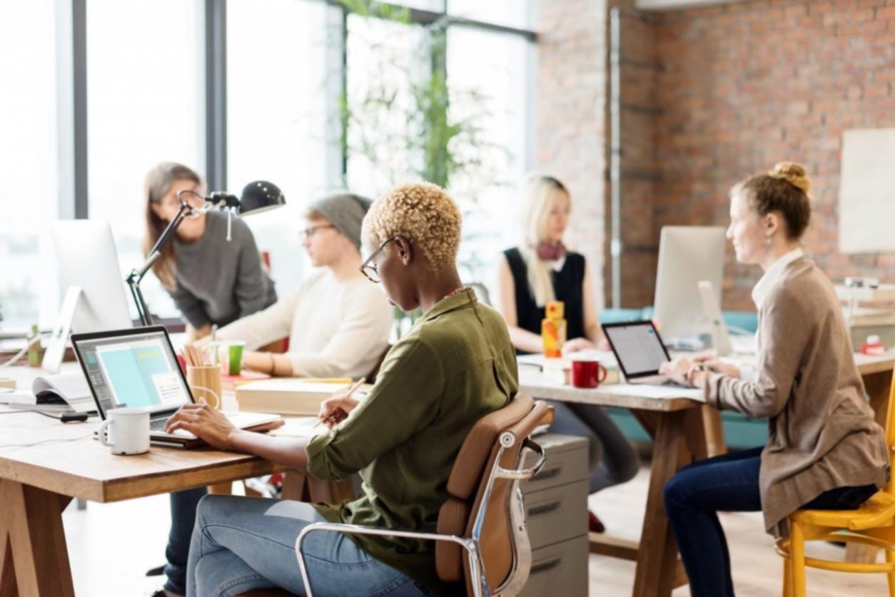 Herramientas de análisis de palabras clave en uso